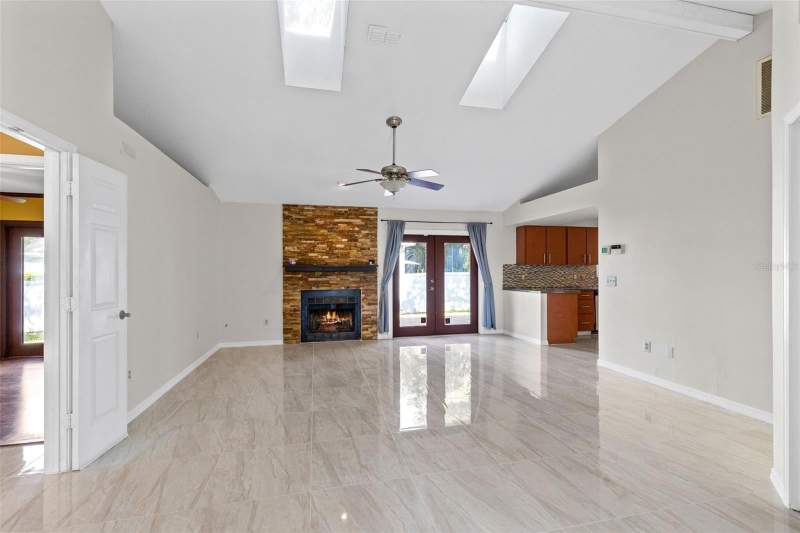 3 bedroom Single Family Residence at 2780 Paseo Avenue, Angebilt Add, Orlando — photo 3