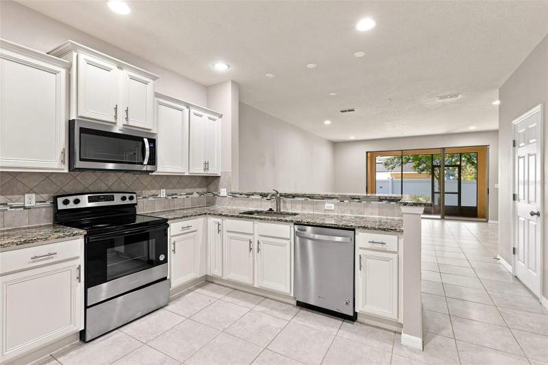 3 bedroom Townhouse at 1236 PAVIA DRIVE, EMERSON NORTH TWNHMS, APOPKA — photo 4