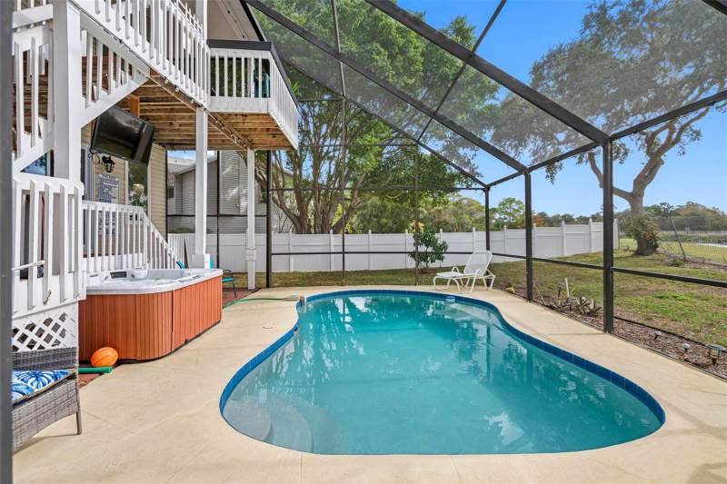4 bedroom Single Family Residence at 12692 Pineway Drive, Lakes Of Pine Ridge The, Largo — photo 2