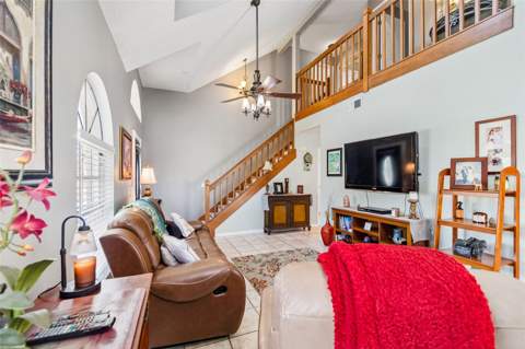 10735 SE Drummond Road, Tampa FL - photo 7 of 34