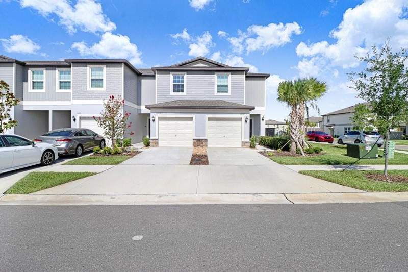 2 bedroom Townhouse at 10263 Trumpet Honetsuckle Way, Mirada Townhomes, San Antonio — photo 3