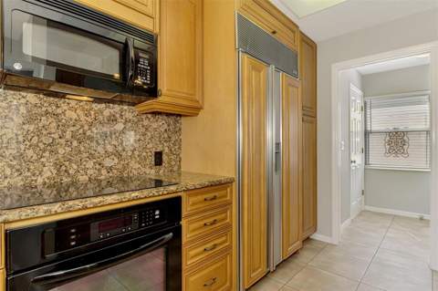 4438 Long Common Lane #52, Sarasota FL - photo 6 of 33