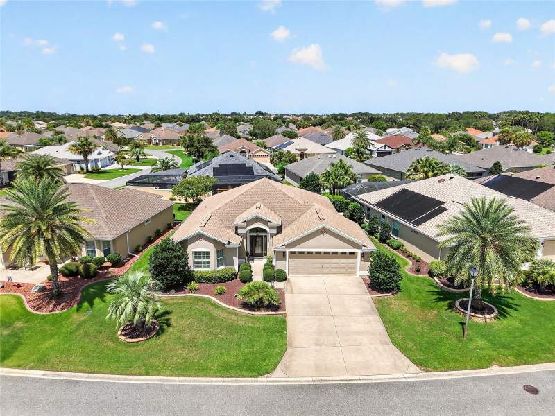 3 bedroom Single Family Residence at 591 Baker Lane, The Villages, The Villages — photo 2