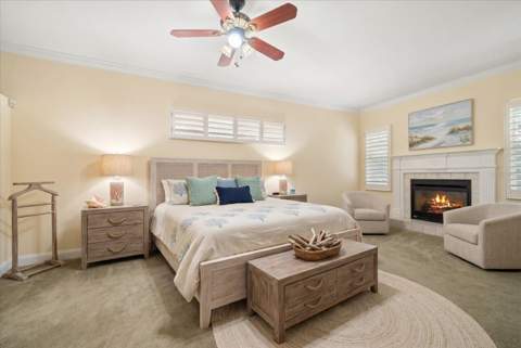 5243 Foxhunt Drive, Wesley Chapel FL - photo 18 of 45