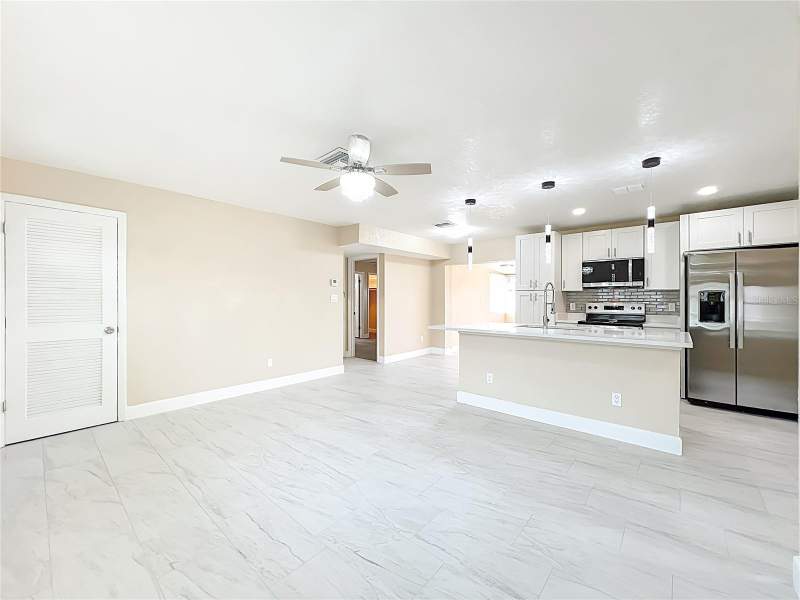 4 bedroom Single Family Residence at 4052 CASTLEGATE DRIVE, IMPERIAL ESTATES, ORLANDO — photo 5