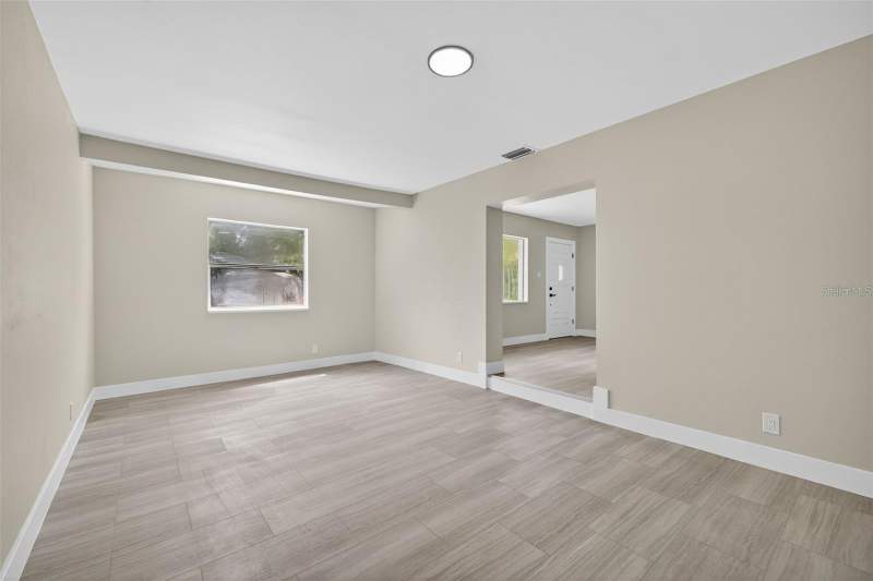 3 bedroom Single Family Residence at 413 Country Club Drive, Oldsmar Country Club Estates Sec 2, Oldsmar — photo 4