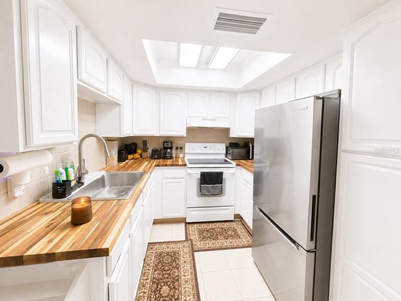 3 bedroom Single Family Residence at 35 Almond Road, Silver Spgs Shores Un 23, Ocala — photo 3
