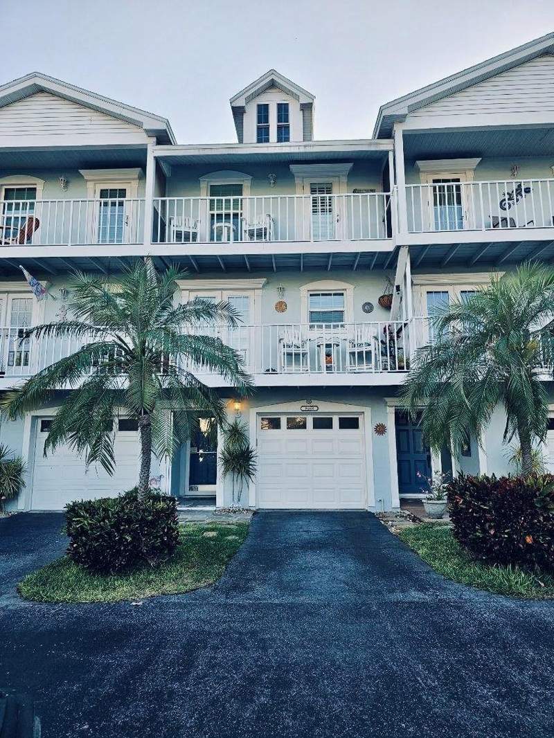 2 bedroom Townhouse at 9166 Blind Pass Road, Marina Park, St Pete Beach — photo 2