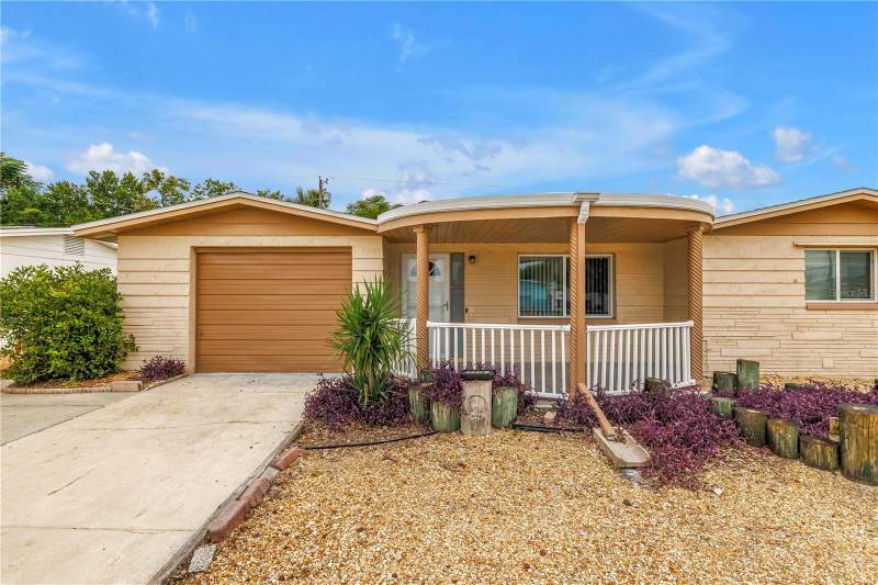 3 bedroom Single Family Residence at 1516 Derrick Street, Crest Ridge Gardens, Holiday — photo 3