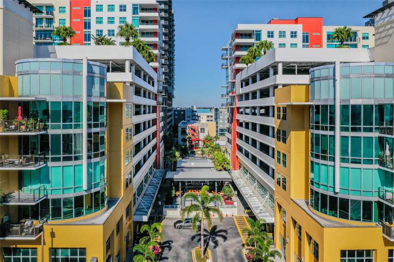 1120 E KENNEDY BOULEVARD #1030 home for sale in Grand Central At Kennedy Resid