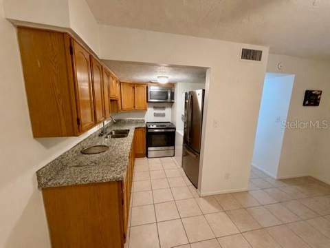 3755 Amherst Way #34, Sarasota FL - photo 7 of 17