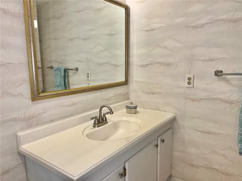 519 Albee Farm Road #210, Venice FL - photo 11 of 36
