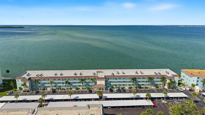 7 DUNOON PLACE #104 home for sale in Royal Stewart Arms