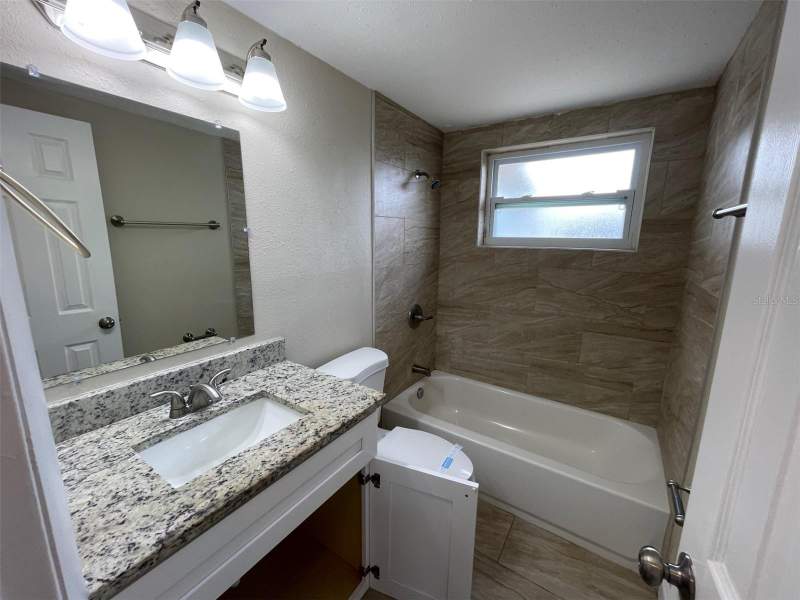 2 bedroom Single Family Residence at 2702 Druid Place, Aloha Gardens, Holiday — photo 5