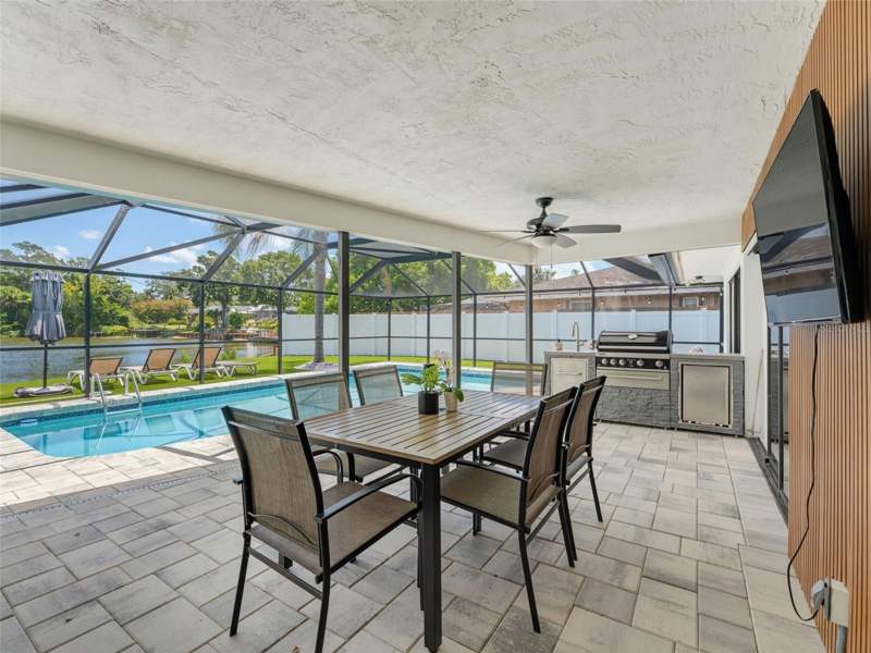 3 bedroom Single Family Residence at 2121 Beecher Road, Oak Heights Park, Clearwater — photo 4