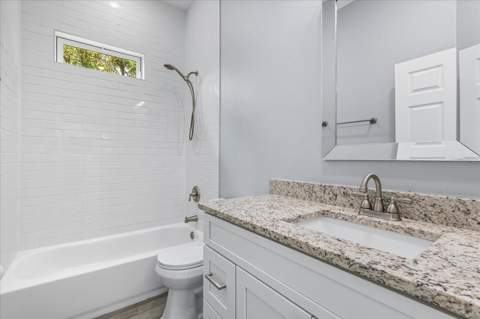 423 Vernon Court, Kissimmee FL - photo 19 of 37