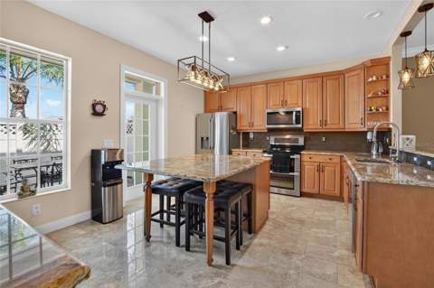 5518 Luminar Pointe Lane, Apollo Beach FL - photo 19 of 77