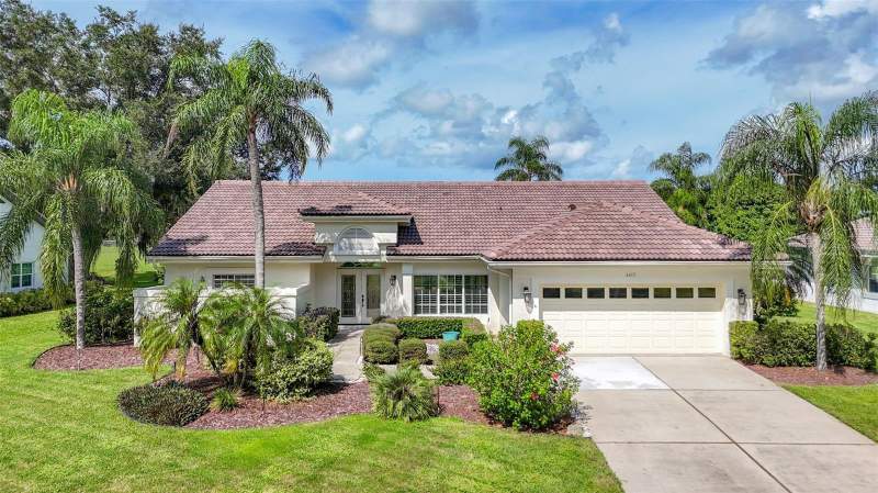 3 bedroom Single Family Residence at 4415 Highland Oaks Circle, The Highlands, Sarasota — photo 1