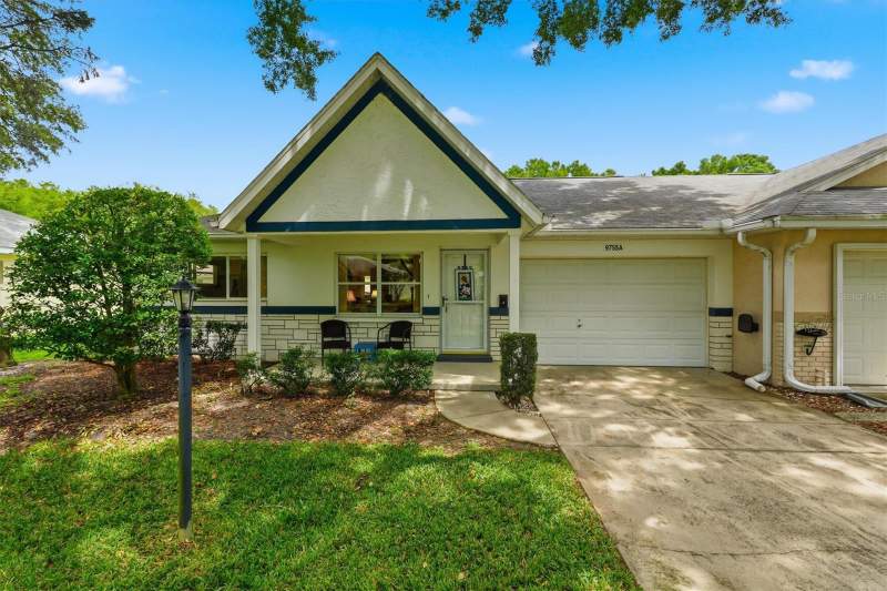 2 bedroom Villa at 9755 SW 94th Terrace #A, On Top Of The World, Ocala — photo 3
