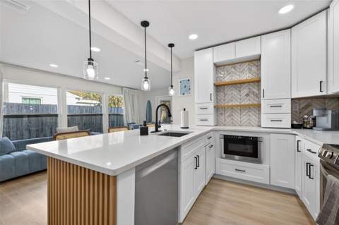 510 79th Avenue, St Pete Beach FL - photo 12 of 37