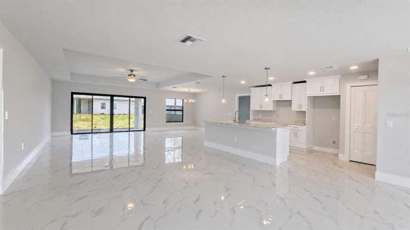 3 bedroom Single Family Residence at 4202 14th Street, Lehigh Acres, Lehigh Acres — photo 4