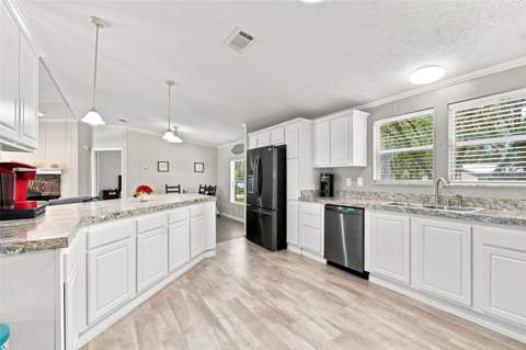 37903 Tucker Road, Zephyrhills FL - photo 20 of 74