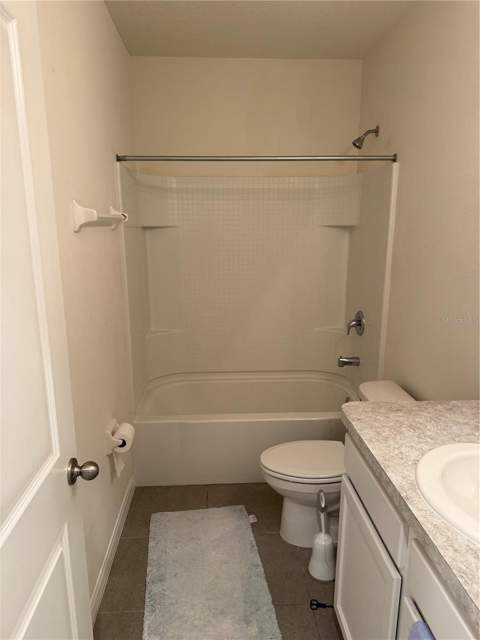 1833 Hovenweep Road, Wesley Chapel FL - photo 8 of 22