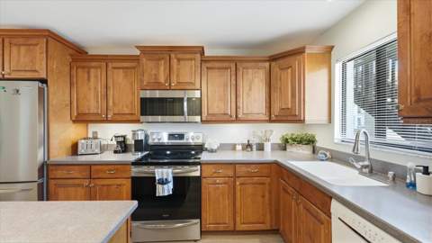 1640 Stickney Point Road #40-101, Sarasota FL - photo 10 of 38