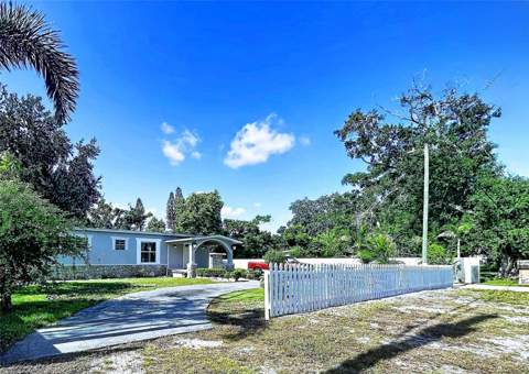 9507 Six Mile Creek Road, Tampa FL - photo 6 of 6