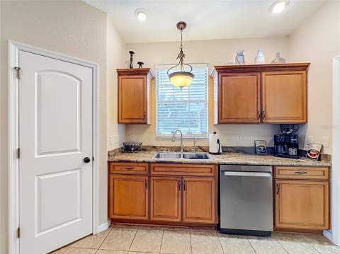803 Crestview Circle, Wildwood FL - photo 21 of 52
