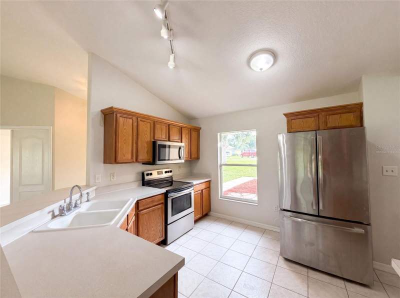 3 bedroom Single Family Residence at 314 Dupont Circle, Howey, Howey In The Hills — photo 5