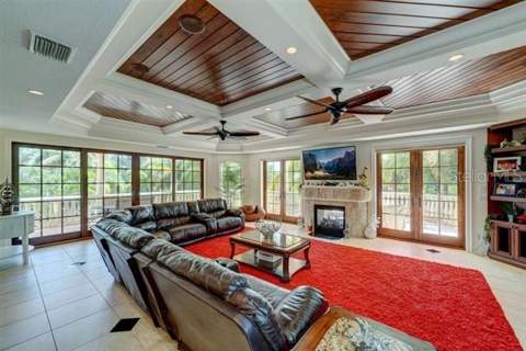 829 Bruce Avenue, Clearwater Beach FL - photo 16 of 71