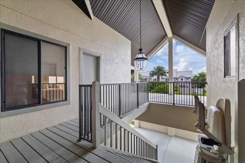 5767 Westshore Drive, New Port Richey FL - photo 11 of 99