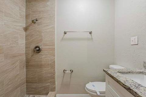 4226 E Emma Street, Tampa FL - photo 11 of 24