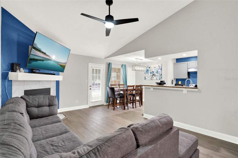 3 bedroom Condominium at 5545 DEVONBRIAR WAY #I201, REGENCY GARDENS, ORLANDO — photo 3