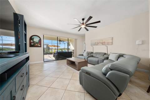 4303 Summer Breeze Way, Kissimmee FL - photo 14 of 44