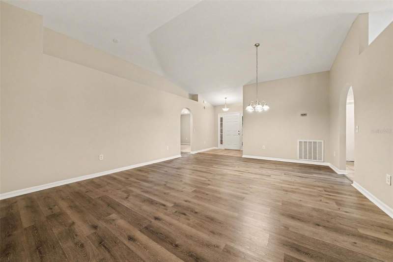 3 bedroom Single Family Residence at 2208 Nicollett Way, Leesburg Overlook At Lake Griffin, Leesburg — photo 2