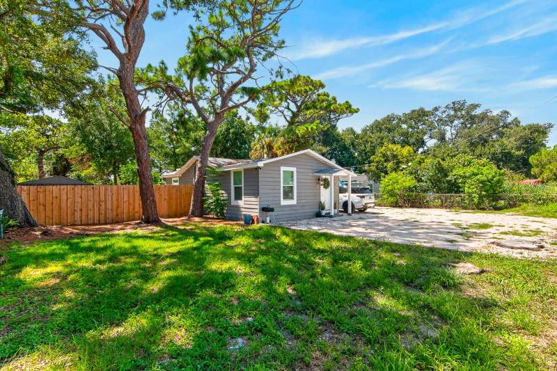 3 bedroom Single Family Residence at 4804 71st Street, Barcelo Park, St Petersburg — photo 3