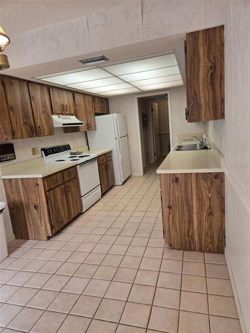 3 bedroom Townhouse at 4343 NW 80th Avenue #2, Abbey, Ocala — photo 2