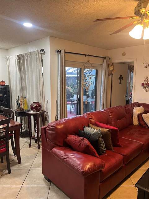 437 Hunter Circle, Kissimmee FL - photo 6 of 33