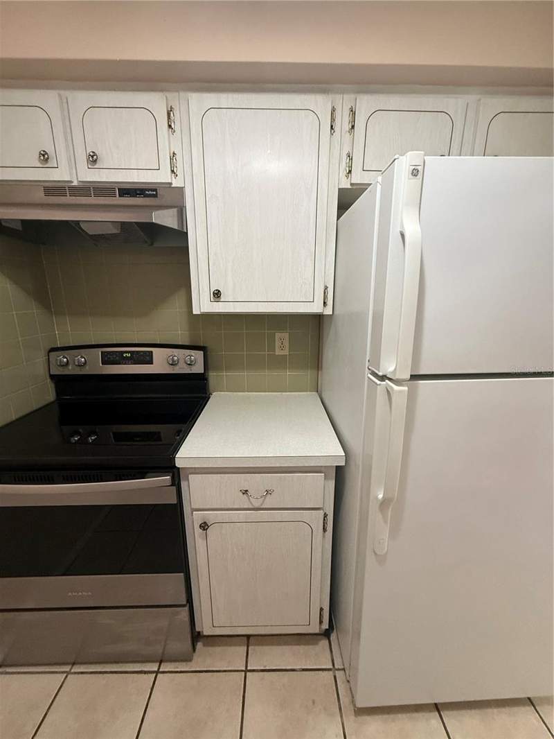 1 bedroom Condominium at 4244 Sheldon Place #4244, Gardens Beacon Square, New Port Richey — photo 4