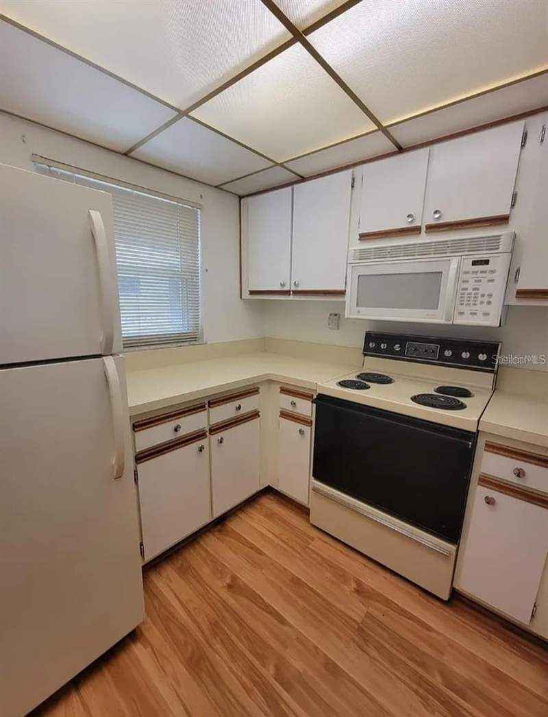 2 bedroom Condominium at 100 E Kentucky Ave #103D, Deland Oaks Condo, Deland — photo 4