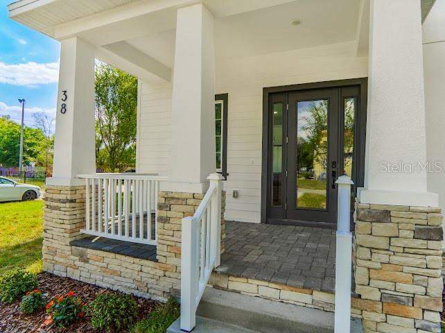 4 bedroom Single Family Residence at 38 S Pollard Street, Oakland Town, Oakland — photo 2