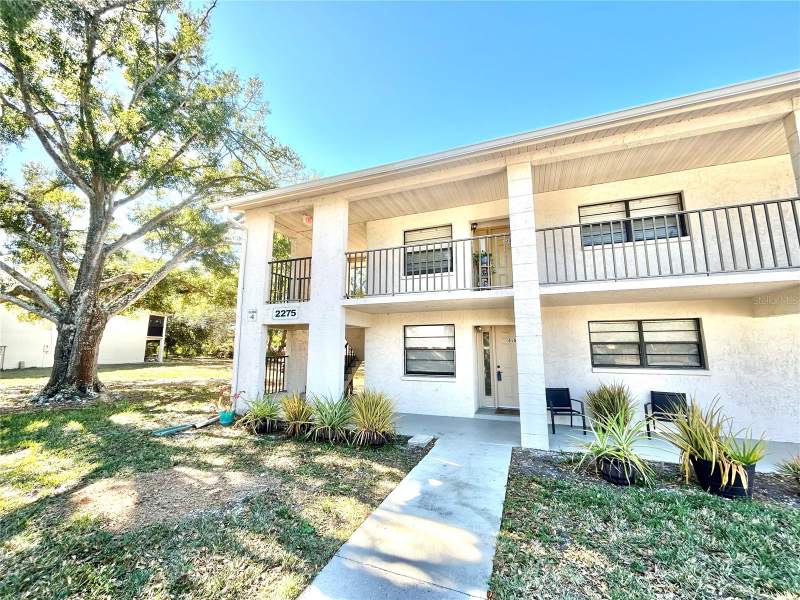 3 bedroom Condominium at 2275 62nd Avenue #101, Chateaux Versailles, St Petersburg — photo 3