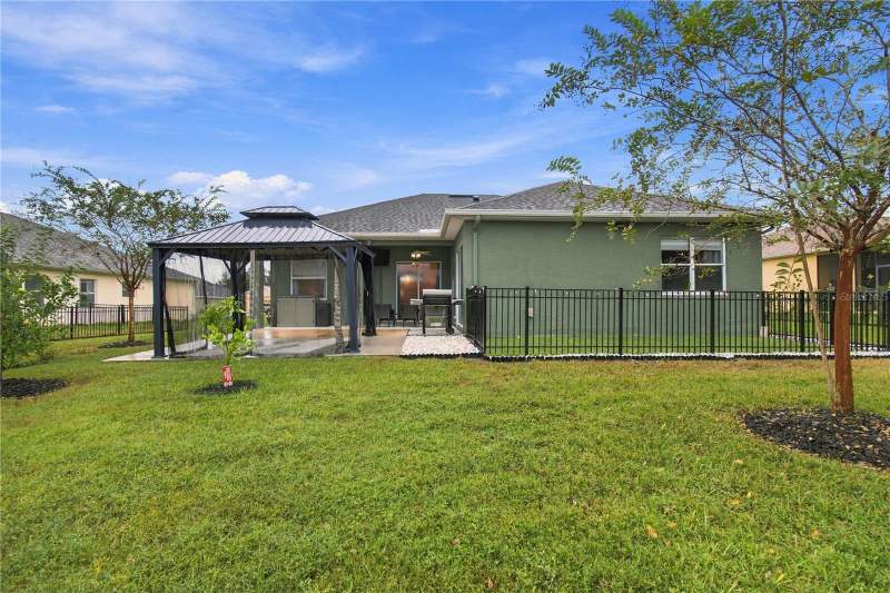 3 bedroom Single Family Residence at 2267 Cross Tee Court, Trails At Rivard Ph 1,2 & 6, Brooksville — photo 2
