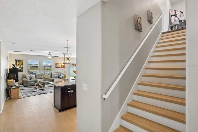 6 bedroom Single Family Residence at 15608 Miller Creek Drive, Cypress Mill Ph 2, Sun City Center — photo 2
