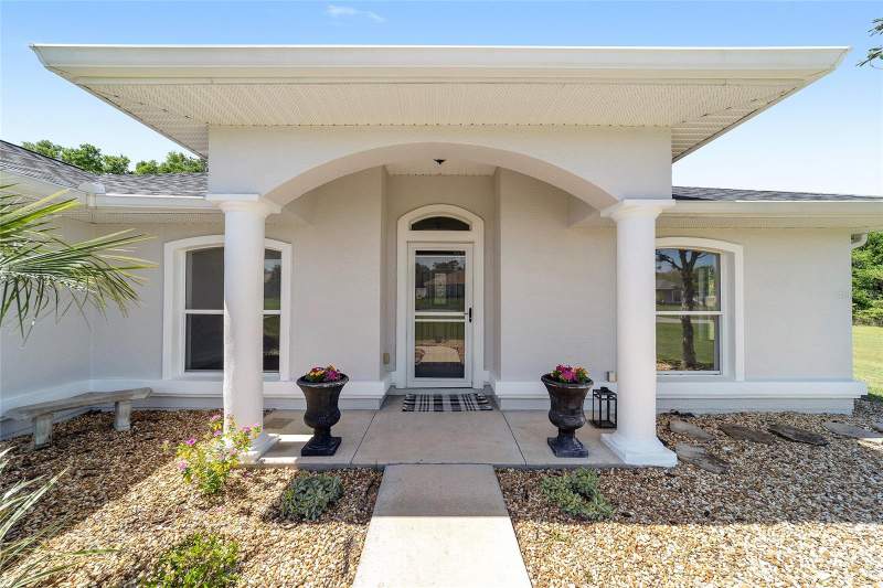 4 bedroom Single Family Residence at 4020 NE 14th Court, Oakwood Estate, Ocala — photo 2