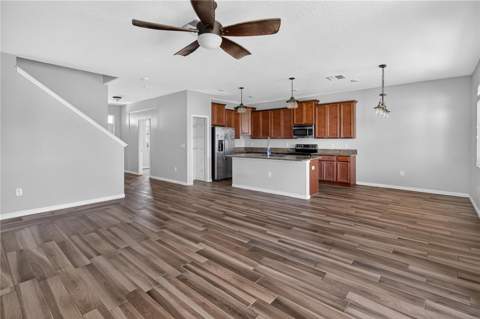 10919 Rainbow Pyrite Drive, Wimauma FL - photo 10 of 31