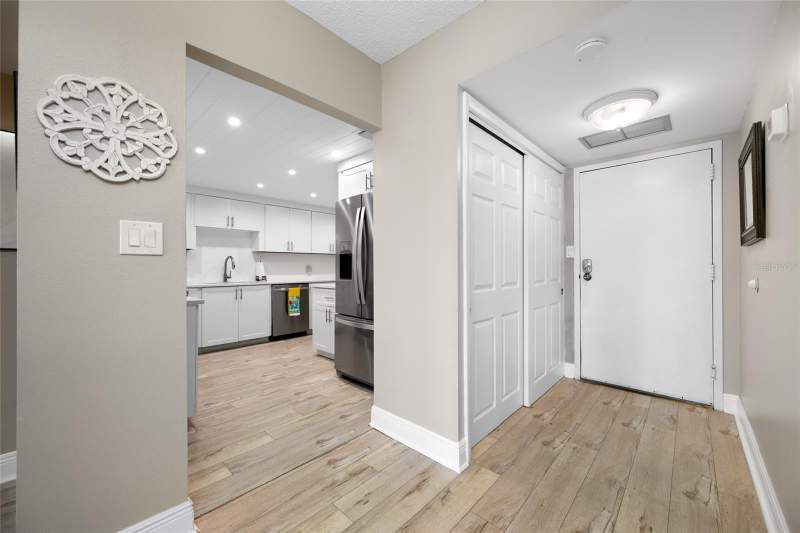 2 bedroom Condominium at 1621 Gulf Boulevard #706, Isle Of Sand Key 1 Condo, Clearwater Beach — photo 3