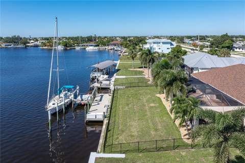 21551 Edgewater Drive, Port Charlotte FL - photo 12 of 75